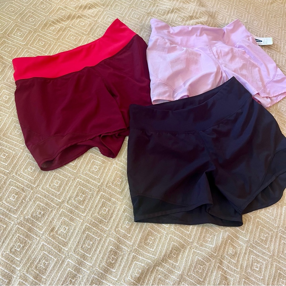Old Navy 4way stretch shorts lot medium EUC